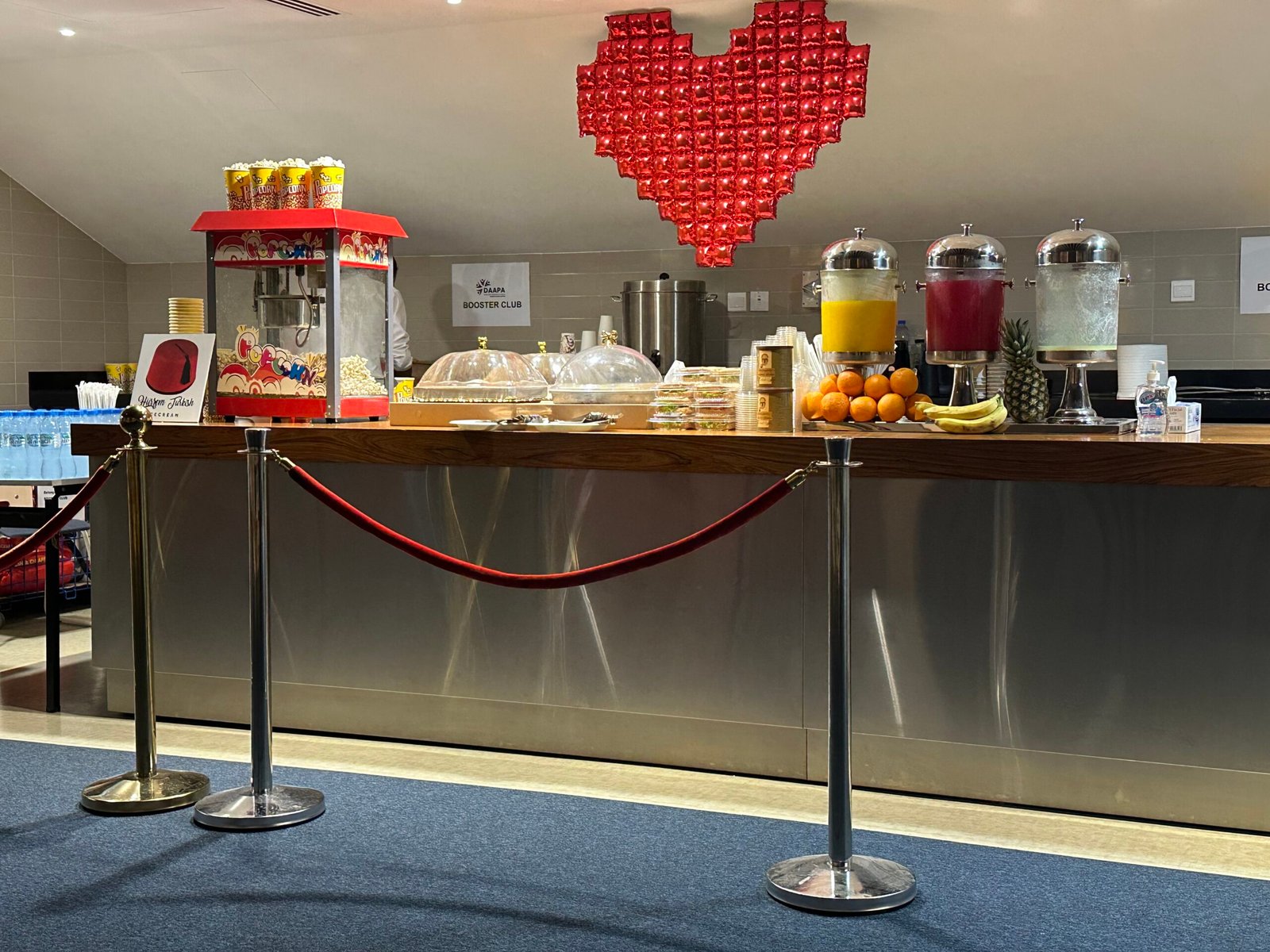 Image gallery marquee